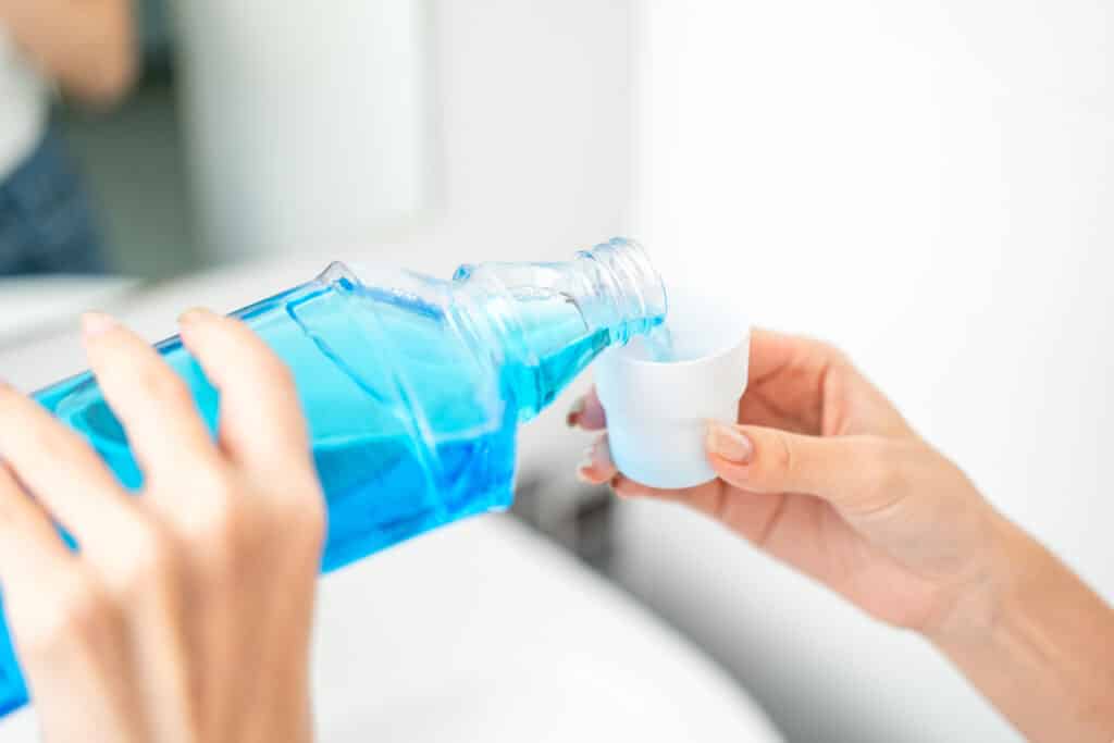 Top Mouthwashes and How to Choose the Right One